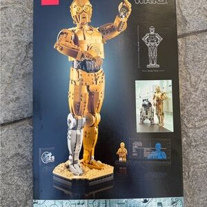 Lego C-3PO Art Sculpture in Gold and Silver